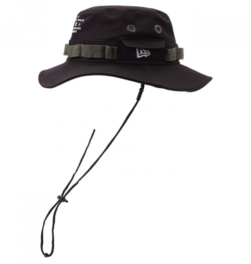 Black Men's DC Bushwick New Era Fitted Boonie Hats | 8542-RDFCB