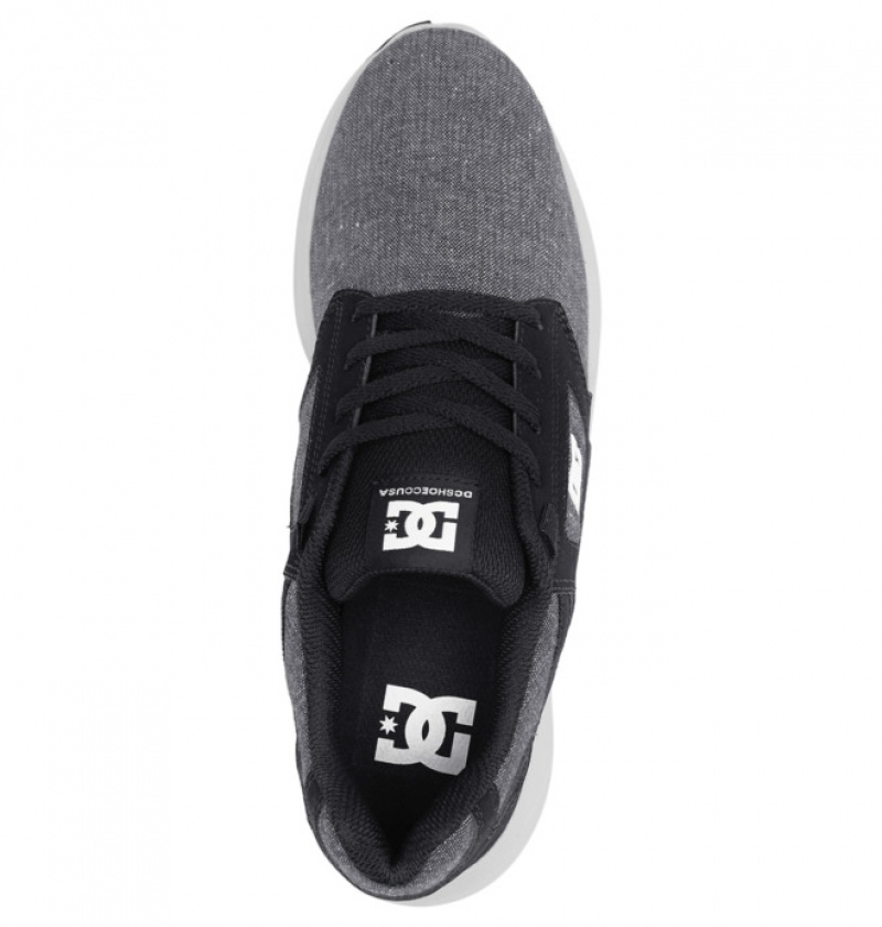 Black / Black Men's DC Skyline Lightweight Sneakers | 4053-XKMVY