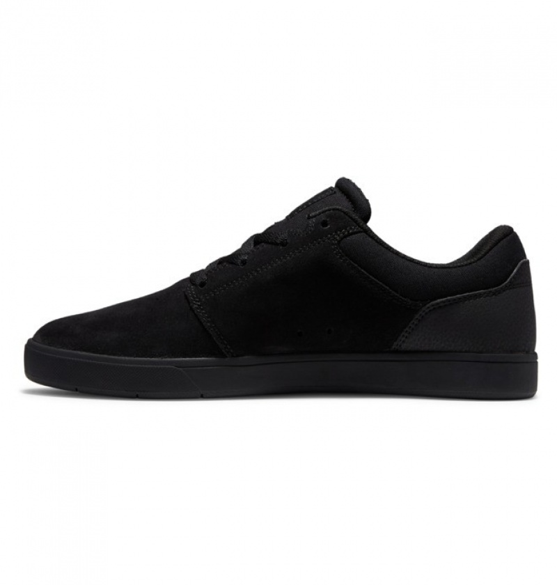 Black / Black / Black Men's DC Crisis 2 Suede Skate Shoes | 3019-TYCVU