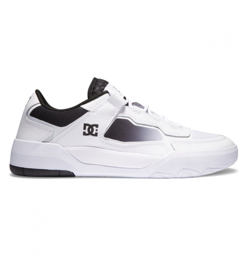 White / Black / White Men\'s DC Metric Skate Shoes | 9275-XHFOQ